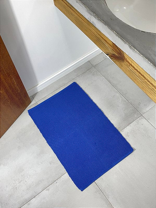 TAPETINHO DE ALGODÃO AZUL 50x80cm
