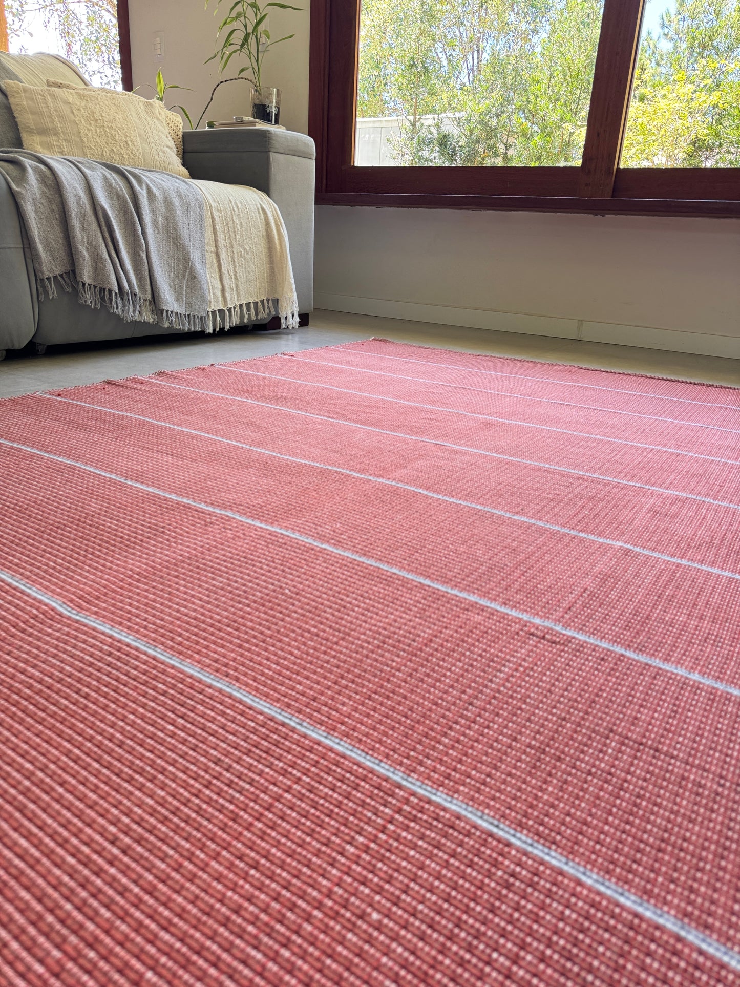 TAPETE CLÁSSICO NÓSTALGIA PISO DE VÓ