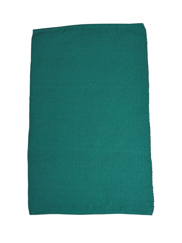Tapetinho de linha liso musgo 50 x 80