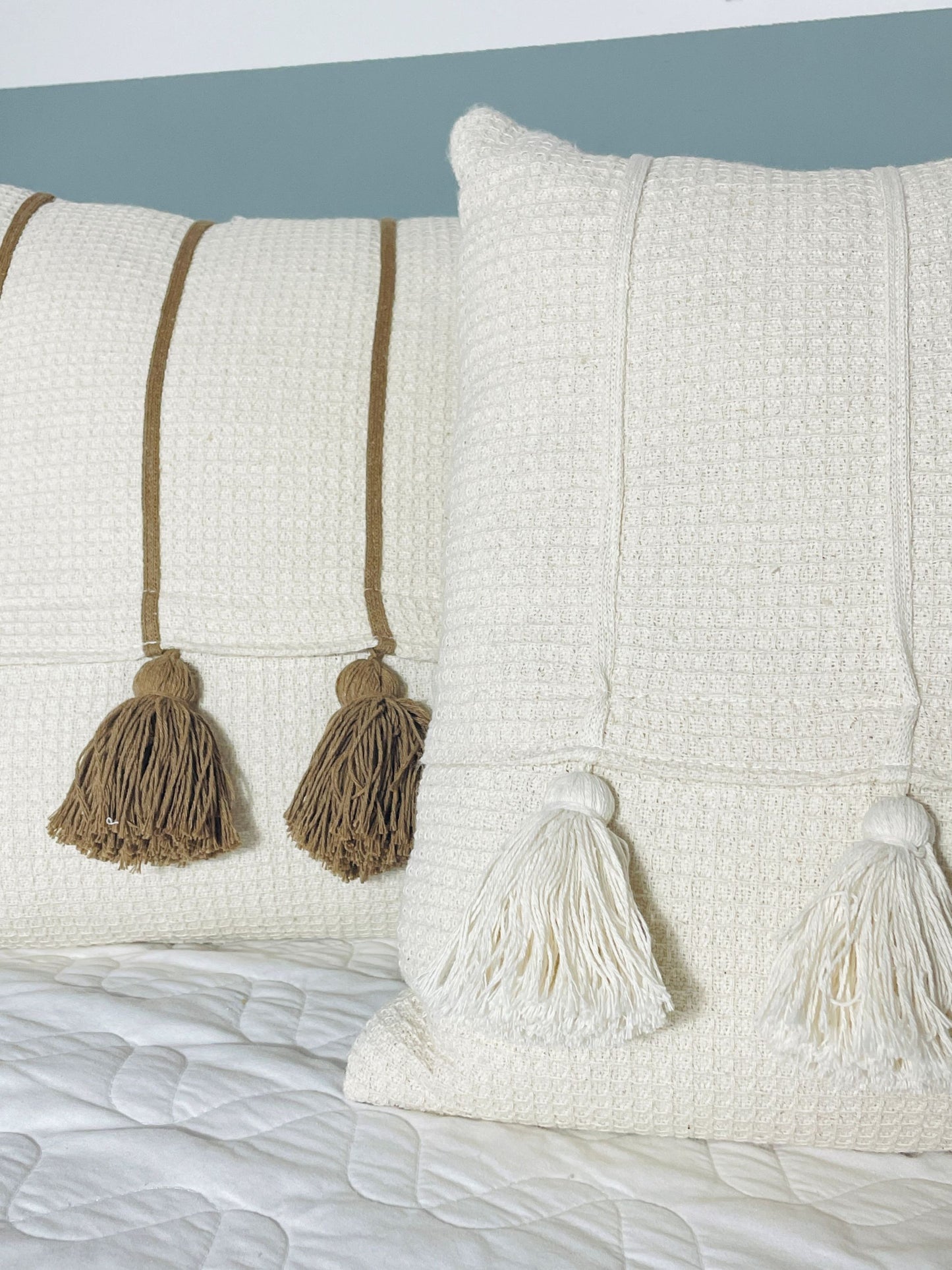 CAPA PARA ALMOFADA APLIQUES TASSEL