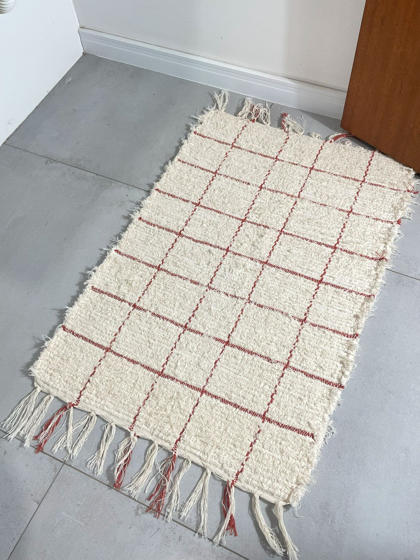 TAPETINHO FELPUDO GRID TERRACOTA 50x80cm