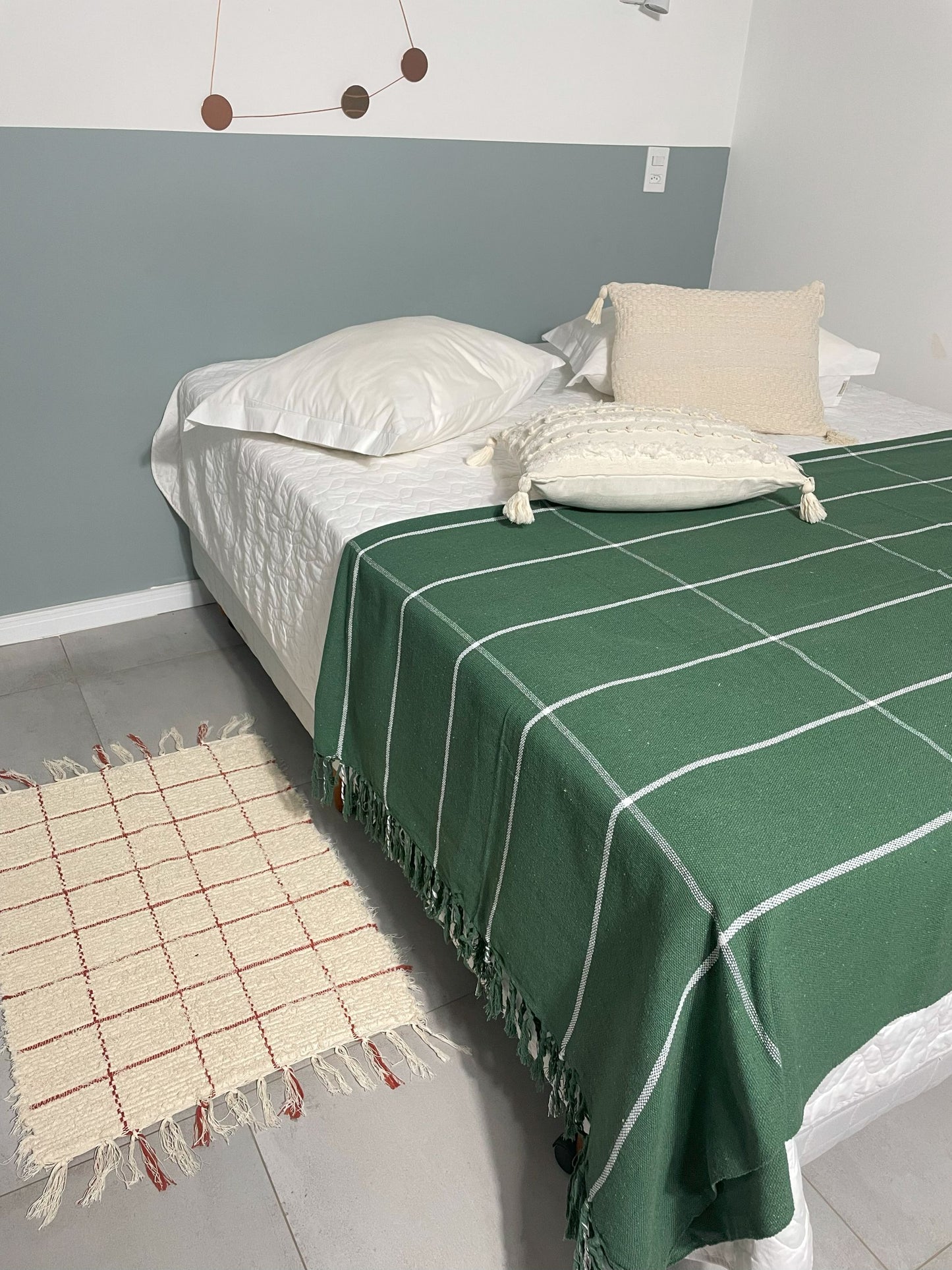COLCHA BASIC QUEEN VERDE LISTRA