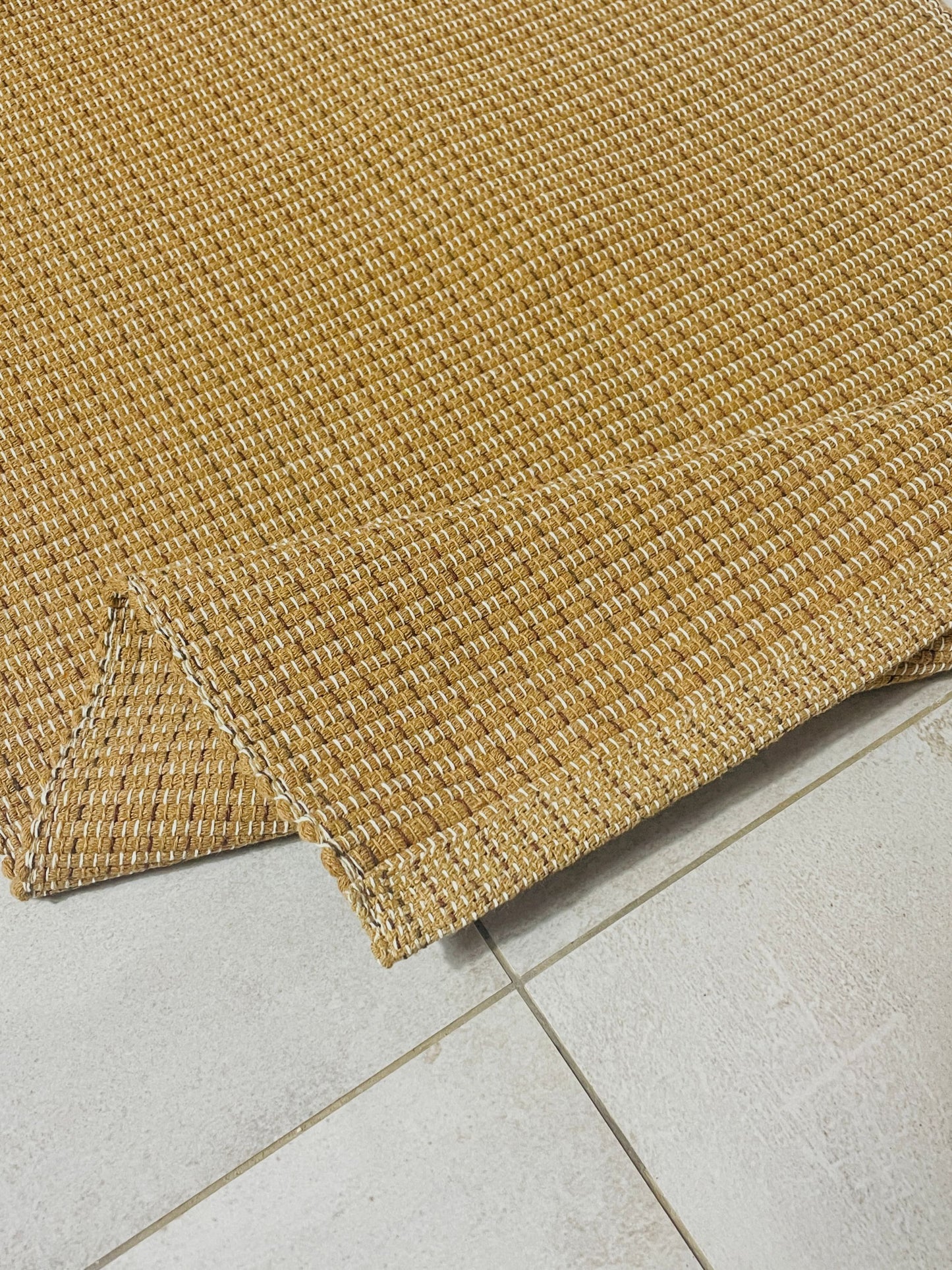 TAPETINHO TRAMA MESCLADA CARAMELO 50x80cm
