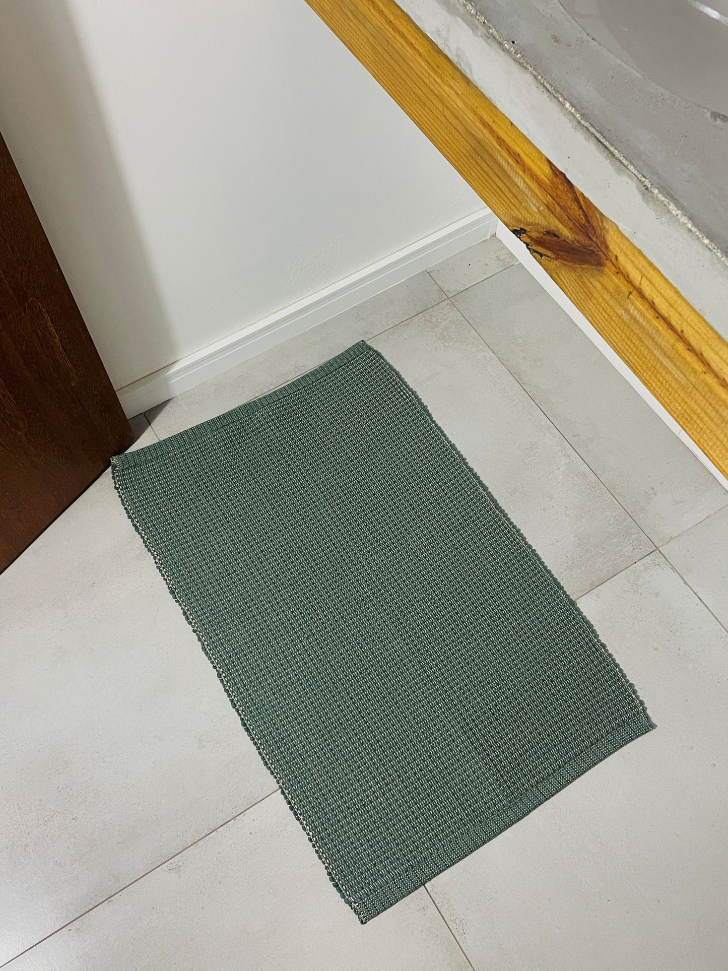 TAPETINHO TRAMA MESCLADA VERDE MUSGO 50x80cm