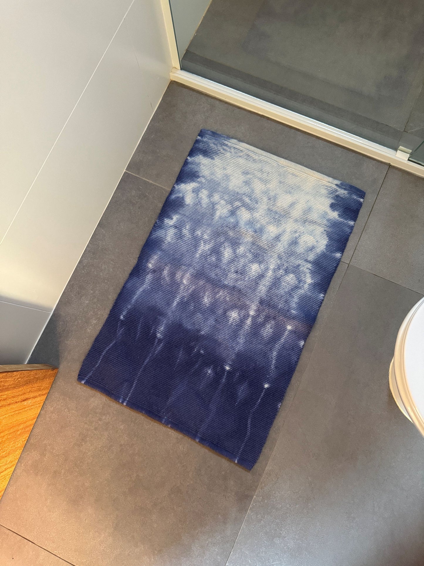 TAPETINHO SHIBORI INDIGO PLISSÉ