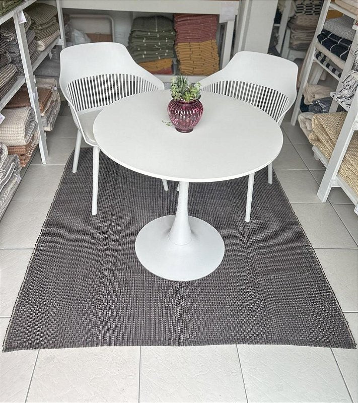 TAPETE QUADRADO PRETO 150x150cm