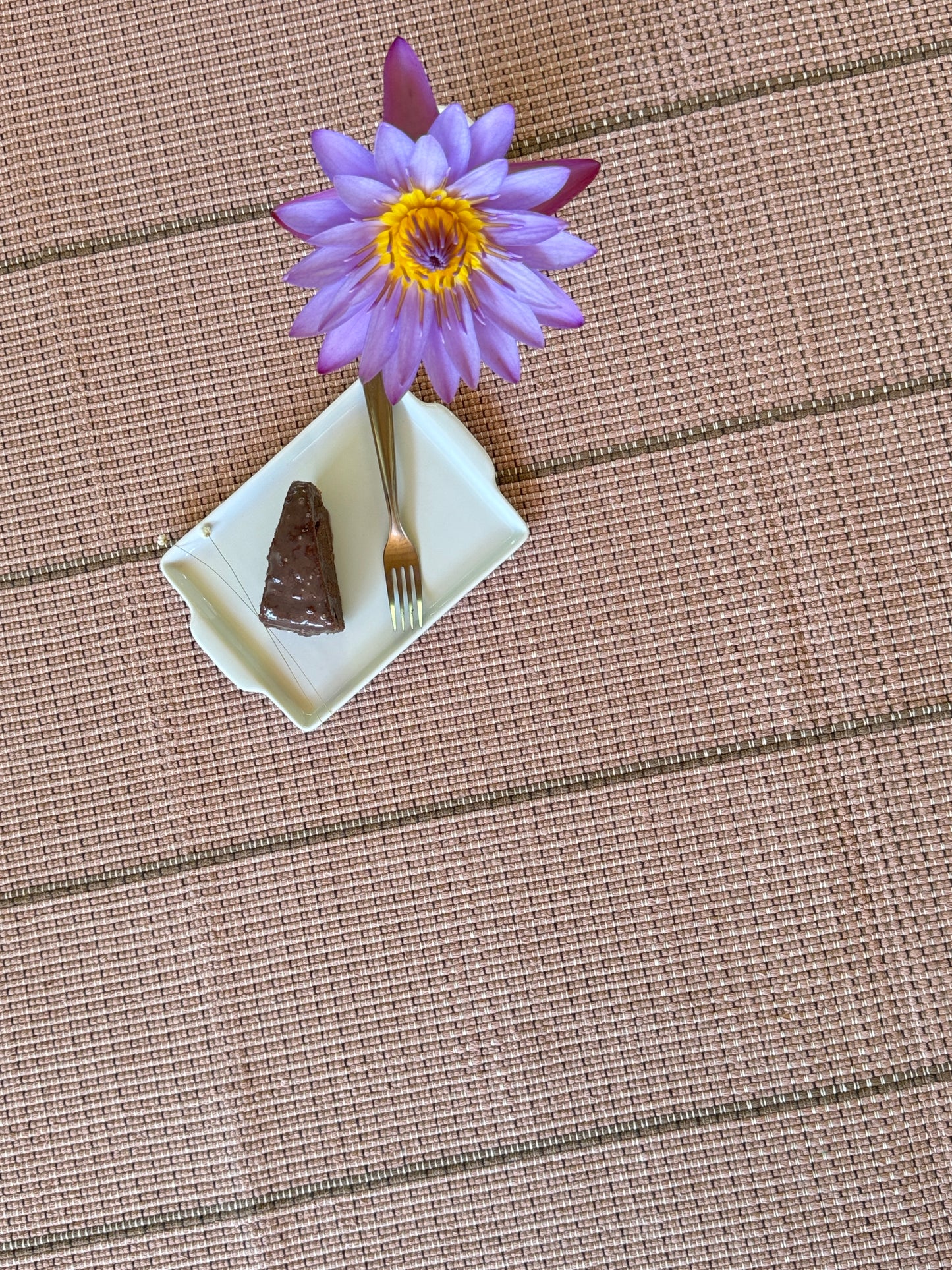 TAPETE QUADRADO BOHO GARDEN BOUGAINVILLEA