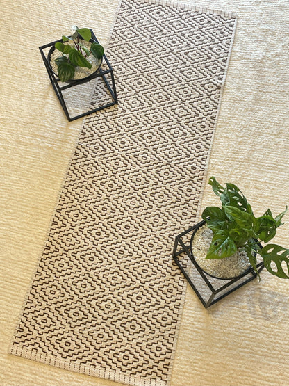 PASSADEIRA BORDADA MARROM