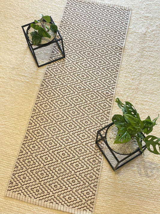 PASSADEIRA BORDADA MARROM