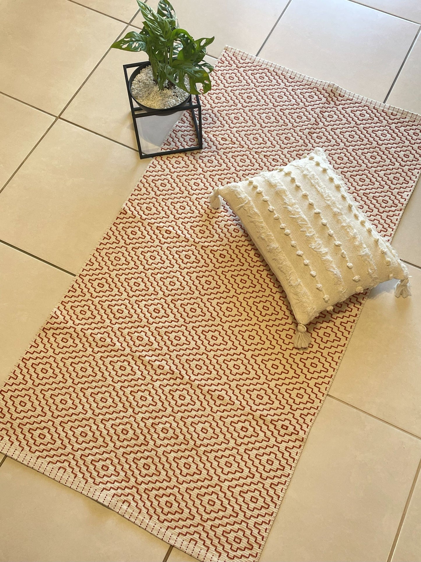 TAPETE MEDIO BORDADO TERRACOTA