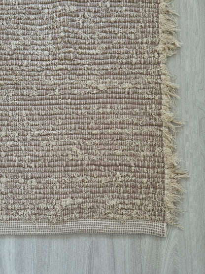 TAPETE BEIRA CAMA FELPUDO DUPLA FACE BEGE 80x150cm