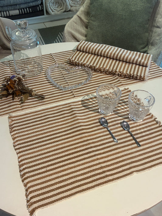 CONJUNTO AMERICANO 7 PEÇAS Caramelo Salgado