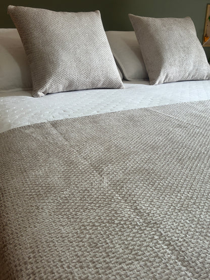 COMBINADO CAMA DOS SONHOS - Quarto de Hotel Baunilha