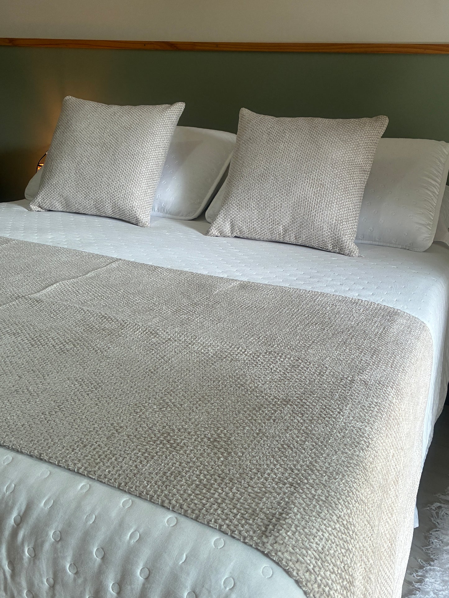 COMBINADO CAMA DOS SONHOS - Quarto de Hotel Baunilha