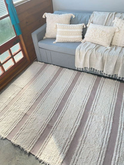 TAPETE CLÁSSICO FELPUDO COM ROSÉ 150x200cm