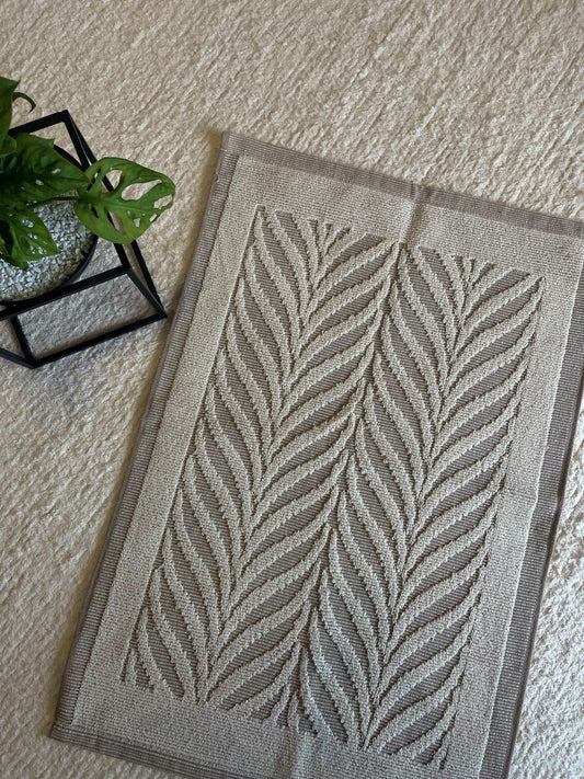 TAPETINHO FOLHA BEGE