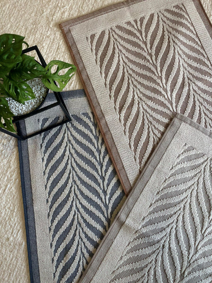 TAPETINHO FOLHA CARAMELO