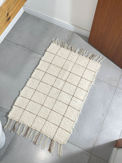 TAPETINHO FELPUDO GRID CARAMELO 50x80cm