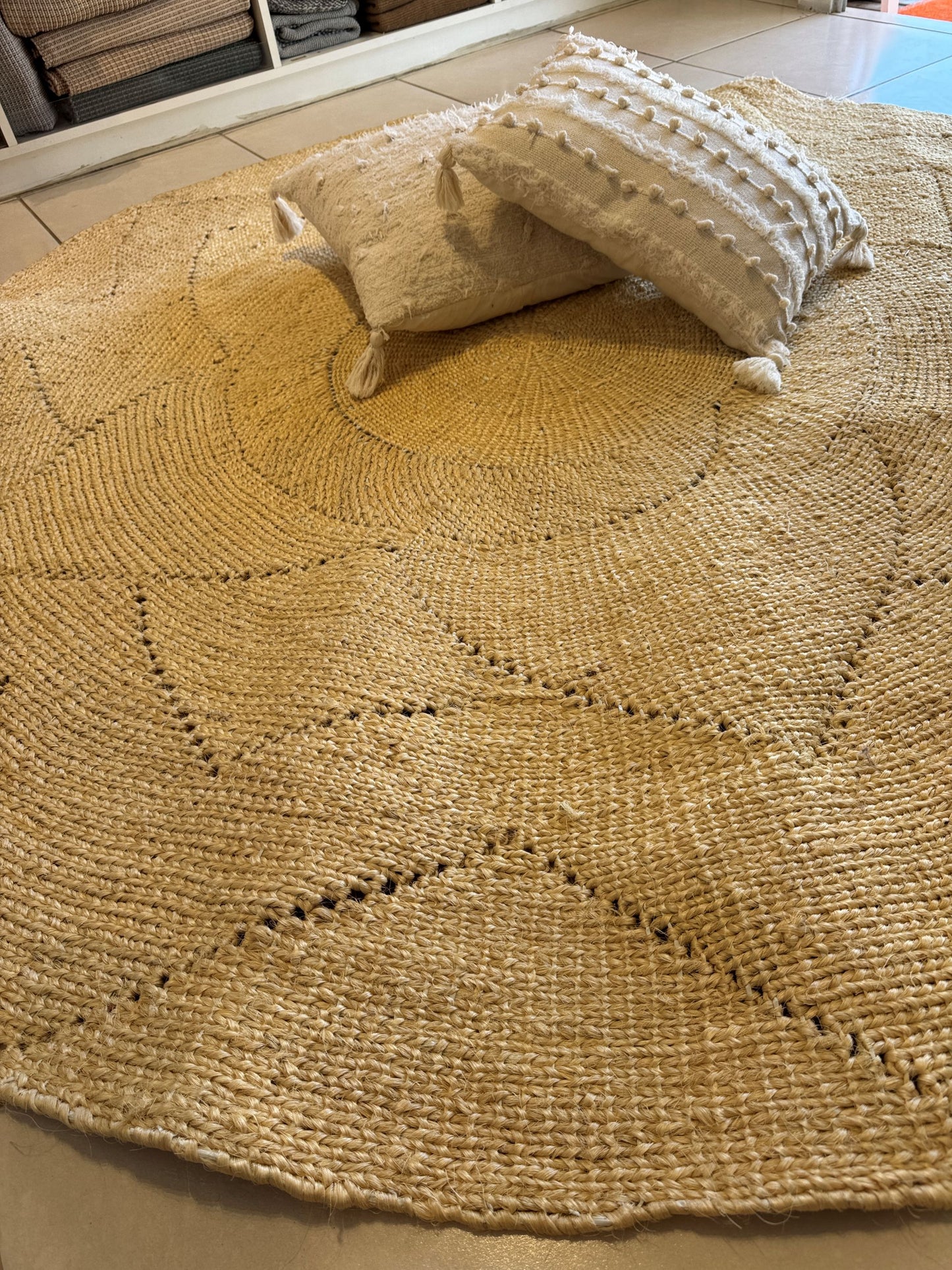 TAPETE REDONDO SISAL TRABALHADO 1,50m