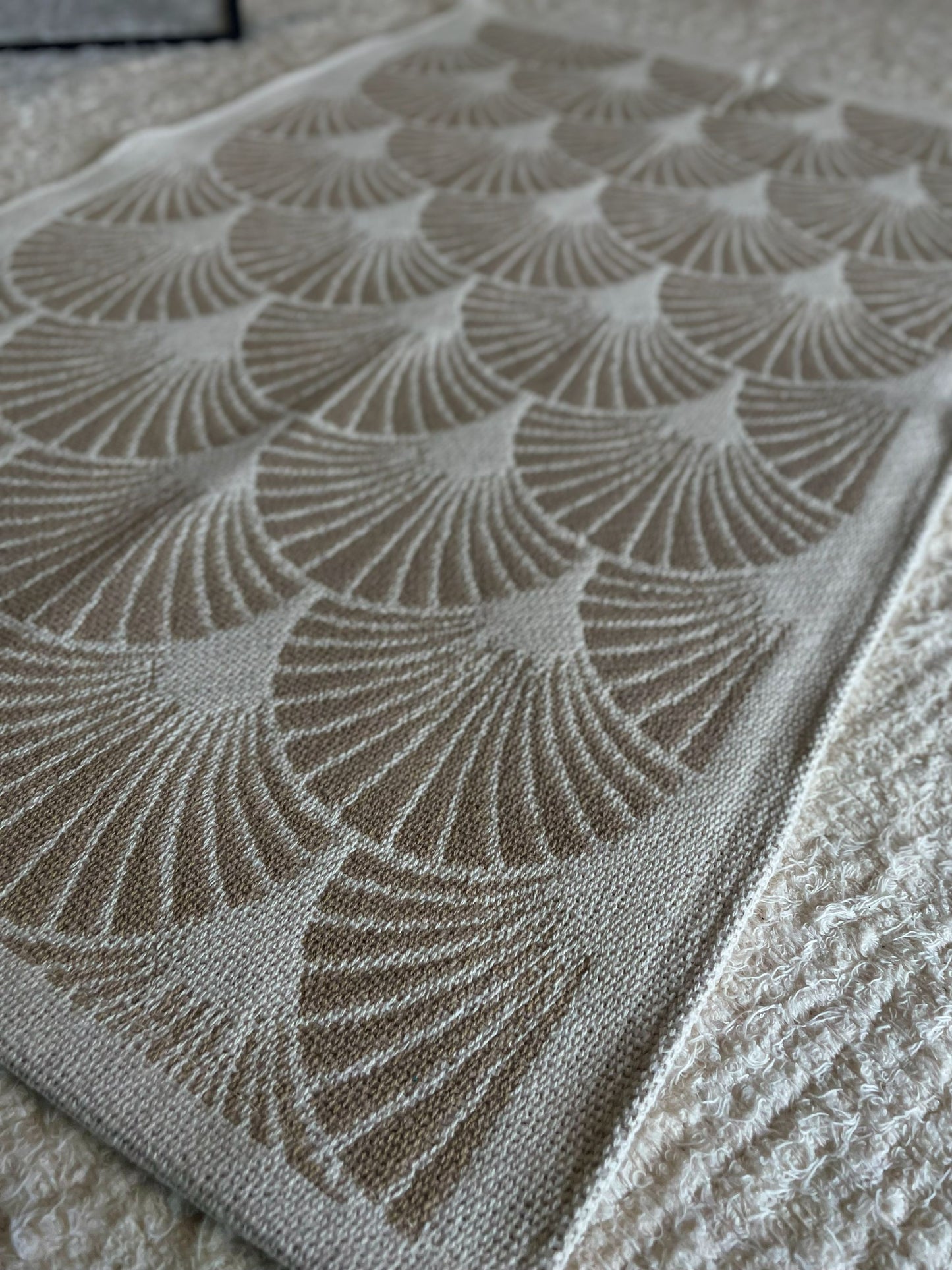 TAPETINHO MARÉ BEGE