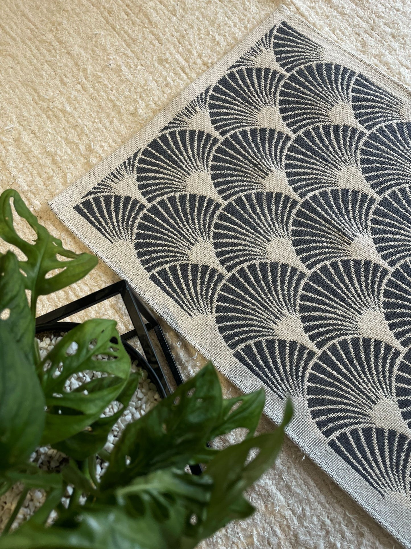 TAPETINHO MARÉ CINZA