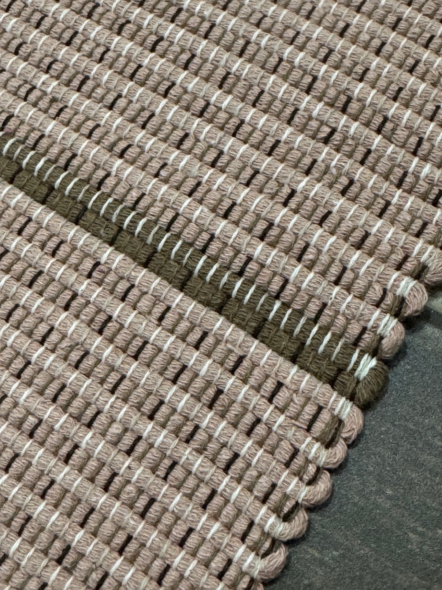 TAPETINHO BOHO GARDEN BOUGAINVILLEA