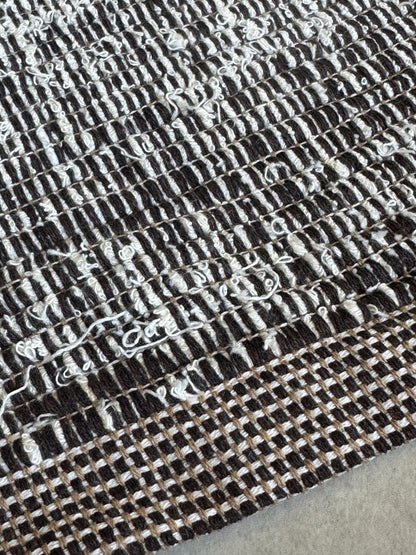 TAPETE CLÁSSICO FELPUDO DUPLA FACE MARROM 150x200cm